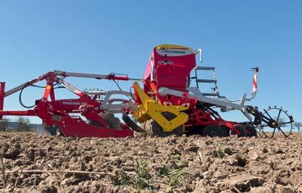 The implement-mounted VITASEM can be used flexibly in combination with TERRADISC disc harrows or SYNKRO stubble