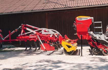 Within just a few minutes, the trailed stubble cultivator or disc harrow becomes an efficient, fully-functional mulch seed drill.