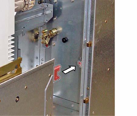 Move the service truck centrally in front of the panel. Observe that the centering brackets are positioned inside the door opening.