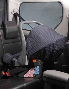 10 9 11 9 Child seat Baby Safe Plus Child seat of group 0+ for babies with up to 13 kg of weight or 12 15 months of age.