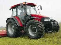 All JXU MAXXIMA tractors can be specified as two or four-wheel drive. Four-wheel drive for maximum efficiency.