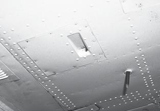 FUEL VENT, LEFT/RIGHT, ON/OFF switches are located in the ICE PROTECTION group on the pilots left subpanel.