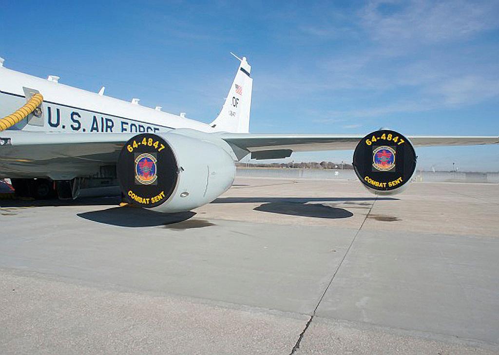 KC-135 Intake