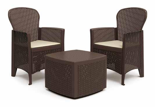 Tree Salottino per interno ed esterno composto da: 2 poltrone; 1 tavolino Seating set for indoors and outdoors composed of: 2 armchairs; 1 Side Table