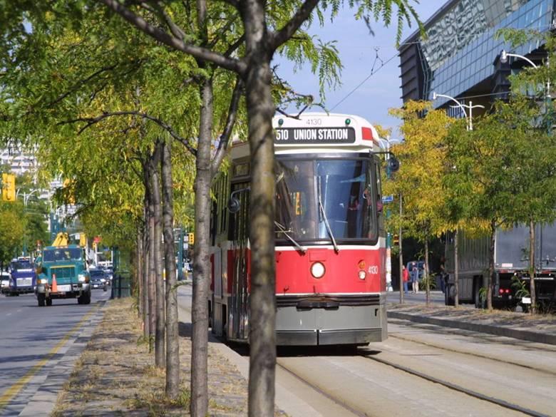 Mississauga, York, GO Toronto Transit City - Light Rail Plan Features: fast, reliable travel throughout Toronto accessible