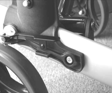 Safety Note: The Oval Plastic Main Bracket Moulding and frame tube must be fully fixed together without any gap when locking the levers.