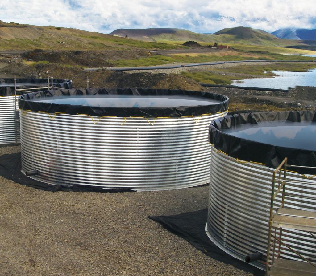 OPTIONS WATER TIGHT, APPLICATION SPECIFIC RUGGED INTERNAL LINER All Wide-Corr Water Tanks must be equipped with a one-piece industrial strength liner for potable, non-potable or other special liquid