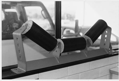 Balance Destructive vibration can arise from imbalance of rollers producing fluctuating loads on the idler and supporting structure.