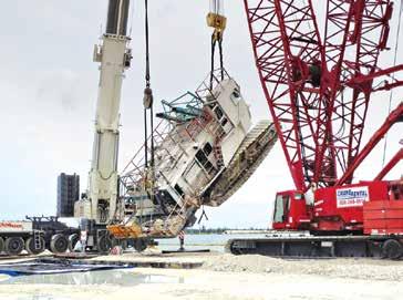 Overhead crane removal Hanover-based Fricke-Schmidbauer Schwerlast used a 400 tonne Terex CC 2400-1 crawler crane to remove two 400 tonne capacity overhead cranes from the Salzgitter Flachstahl steel