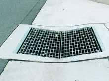 DCG Dished Crossing Grates > Load Class C or D > Suitable for dished crossings > Hinged both sides > Bicycle safe C A DCG Product Code Clear Opening (mm) Dimensions A B C DCG66D 600 x 600 700 705 50