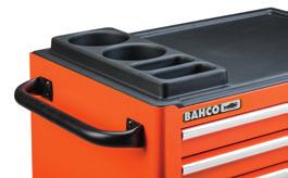 Tool holder 1470K-AC2 Side compartment to accommodate 23 screwdrivers.