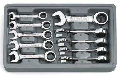GEARWRENCH STUBBY COMBINATION RATCHETING WRENCH SET 10 PIECE (METRIC) GEARWRENCH COMBINATION RATCHETING WRENCH SET 12 PIECE (METRIC) ITEM NO. WEIGHT 9520D 834 g R 3 376.