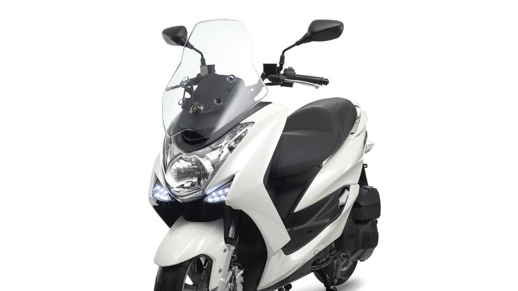 Punchy and responsive 125cc engine Driving the Majesty S is a punchy 125cc liquid-cooled 4-stroke engine that delivers strong acceleration from a standing start.