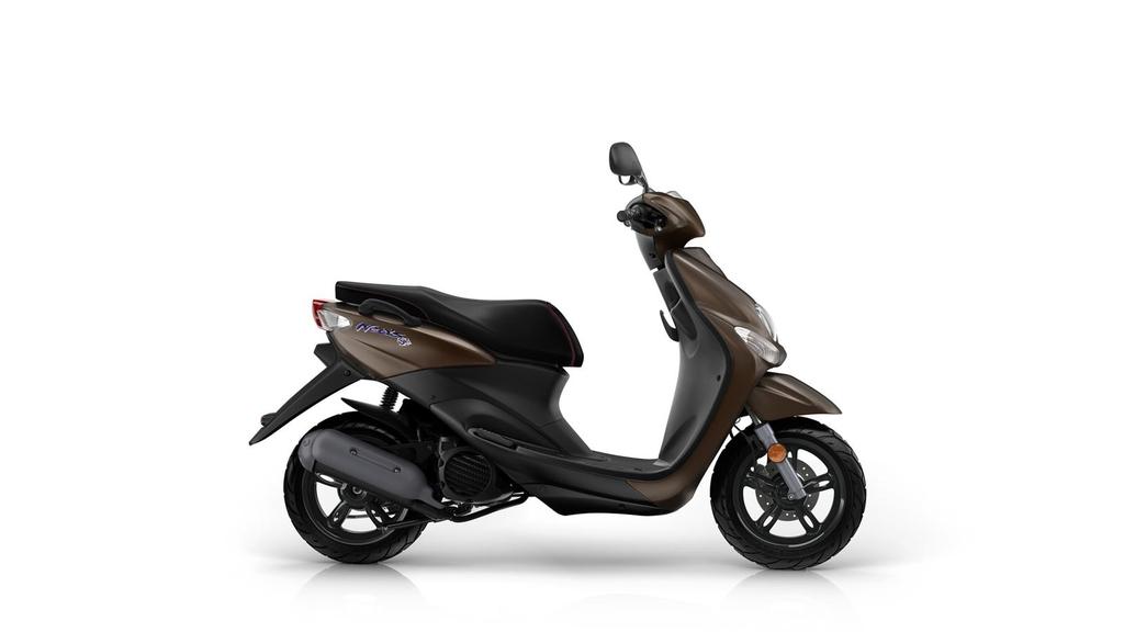 Sharp modern looks combine with a lightweight and compact design, making it a pleasure to ride.