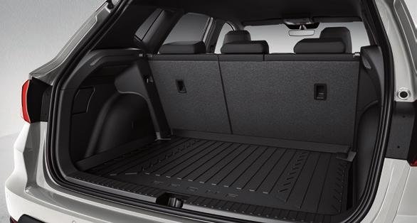 Protect your new SEAT with this easy to secure, reversible boot mat.