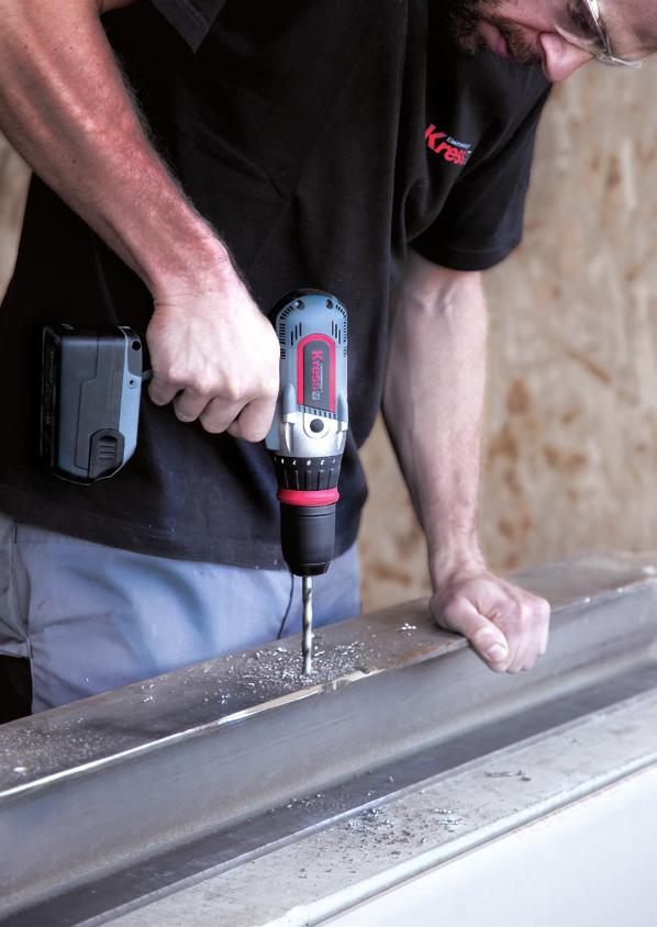 CORDLESS SCREWDRIVERS 18 V Flexible working in every corner due to the QuiXS-system.