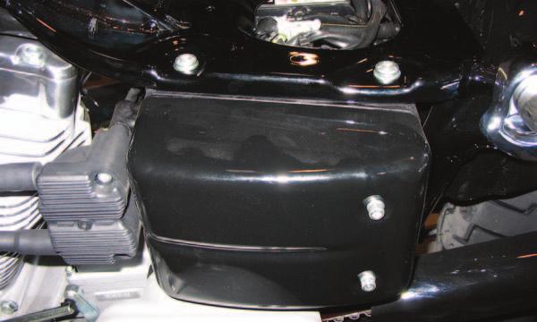FIG.A 1 Remove the seat 2 Remove the left hand side cover (Fig. A). FIG.