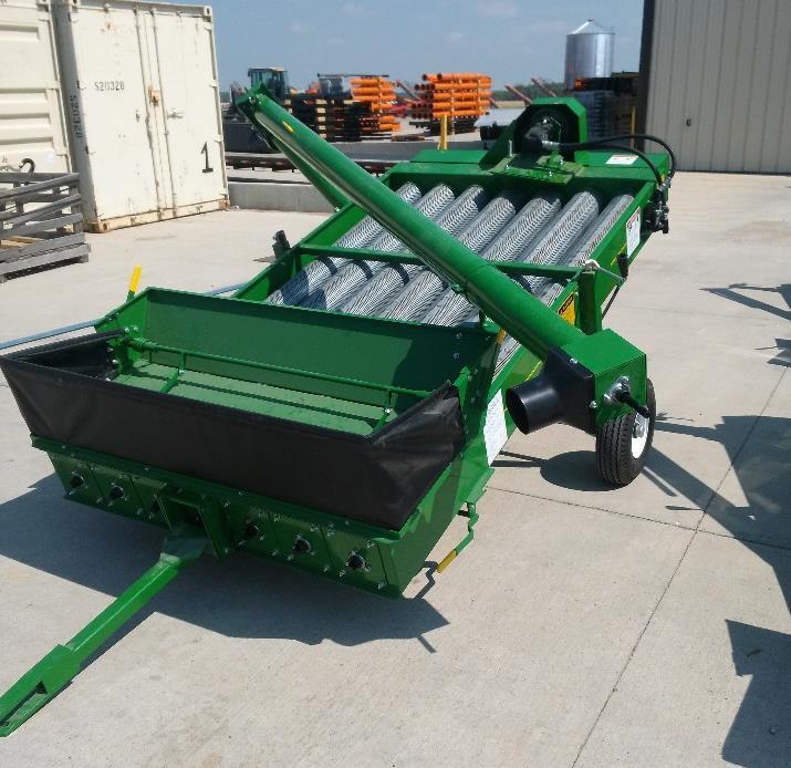 1 INTRODUCTION Congratulations on your choice of a KWIK KLEEN Grain Cleaner. This equipment has been designed and manufactured to meet the needs of the discerning operator for the cleaning of grain.
