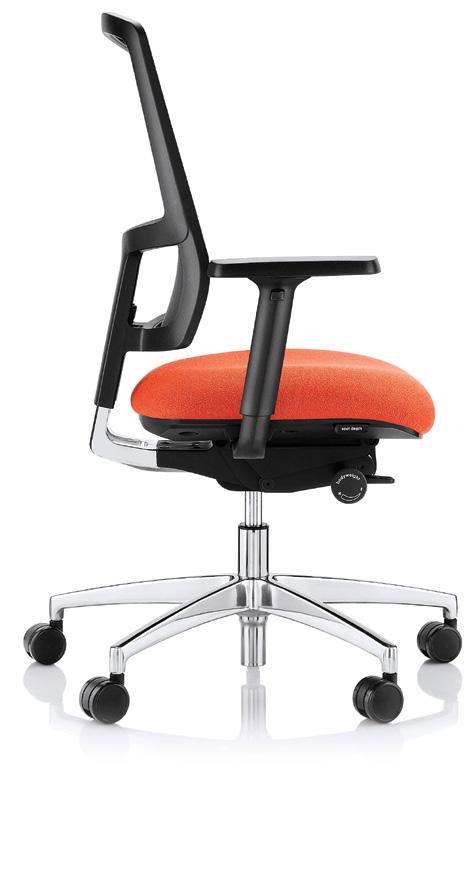 Back support The backrest is easily height adjustable by pressing the buttons on the inside of the dual J bars. Once aligned, the backrest provides support throughout the whole of your back.