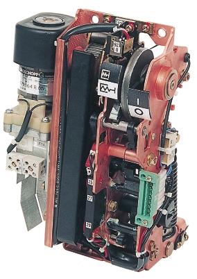 ME07 - Air circuit breakers Drives The drive mechanism with an energy storage facility is equipped with integral service facilities for immediate actuation without any additional coupling parts, e.g. through a door cut-out.