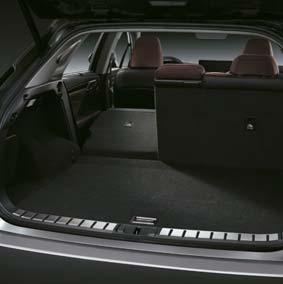 FLEXIBLE SPACE A practical 40:20:40 split folding rear seat comes standard on all RX 450h models, which allows easy stowage of larger items like a bike or