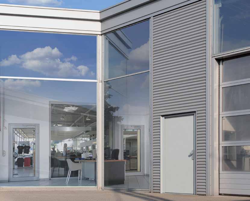 External doors with thermal break as multi-purpose doors and security doors Up to 30 % better thermal insulation* thanks to thermal breaks Multi-Functional