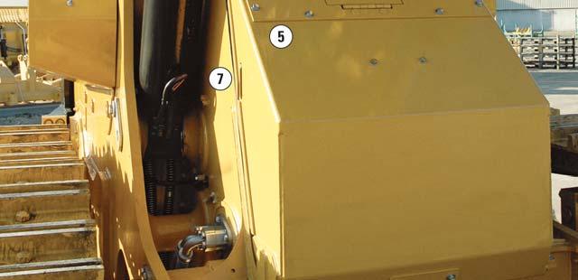 Lift Cylinder Lines and Position Sensor Guard (4) Protects the lift cylinder, hydraulic lines and position sensor harness from mud and waste.