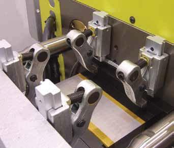 Components: - Base element - Carrier element Application: 1. Position and fasten carrier element on the tool plate. 2.