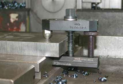 machine table. Note: For the installation dimensions of the clamp, see No. 7110GX-**-1. Do not use on presses!