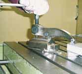Variable clamping height, 0-180 mm Note: When size 16 and size 25 are employed and the Power Clamp is inserted parallel to the groove, mounting kit 7500BF must be used with the