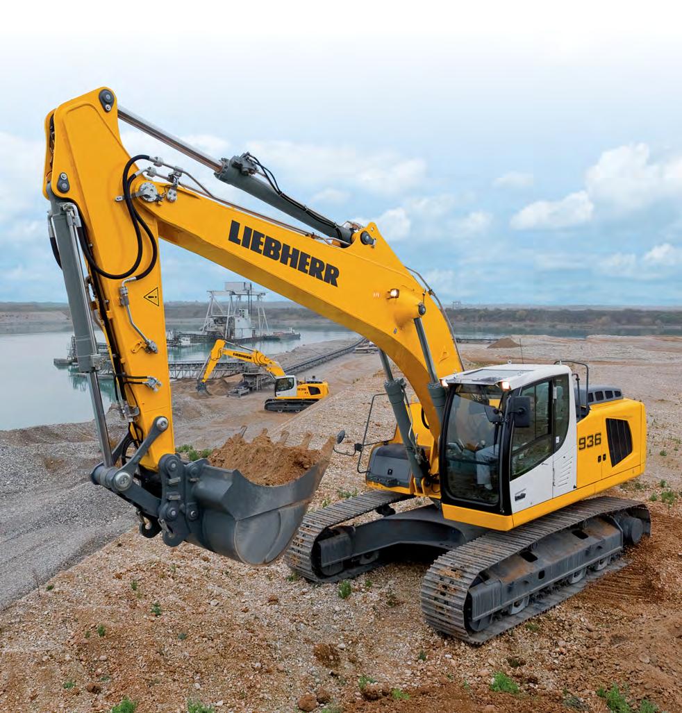 Crawler Excavator R 936 Operating Weight with Backhoe Attachment: 69,555 72,645 lb Engine Output (SAE