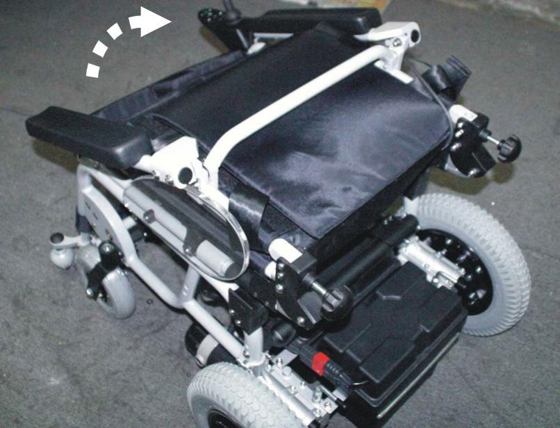 Adjusting the Seat Depth (1)Pull upward(push forward on the joystick) and the wheelchair frame will rise