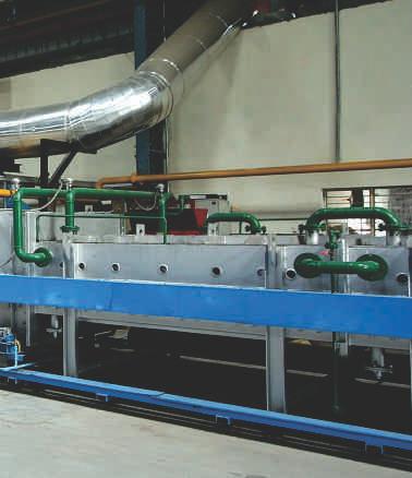 The ERW precision tubes thus produced are collected in the turn-table.