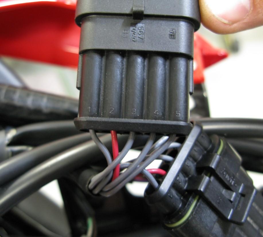 Make sure that the pins in the connectors of the Bazzaz harness are properly aligned with those of the stock harness