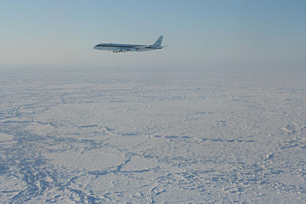 Tracking pollution in the Arctic atmosphere Jenny A.