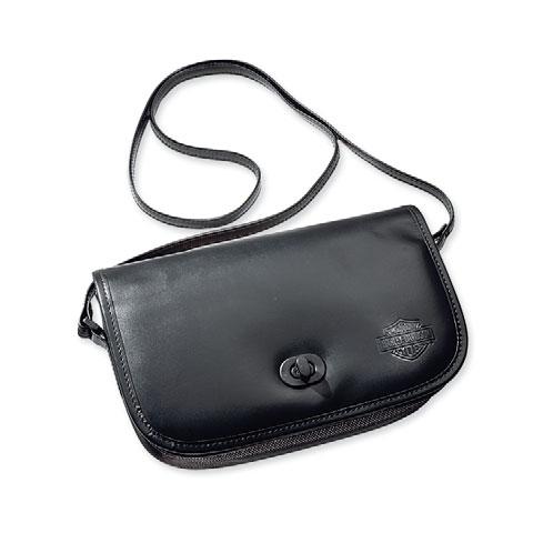 The center pouch is accented with an embossed Harley-Davidson script for a finishing touch. 58904-03 $109.
