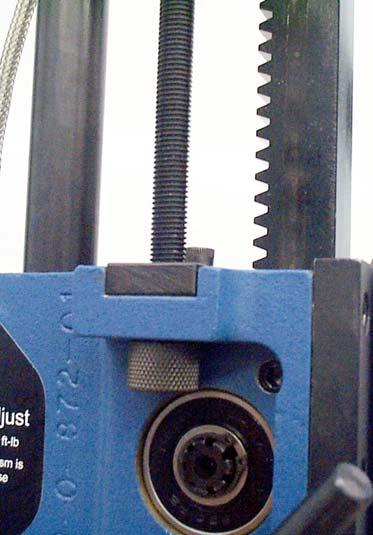 Adjust the upper platform to the length desired and lock platform at that length by tightening the length lock lever 6.