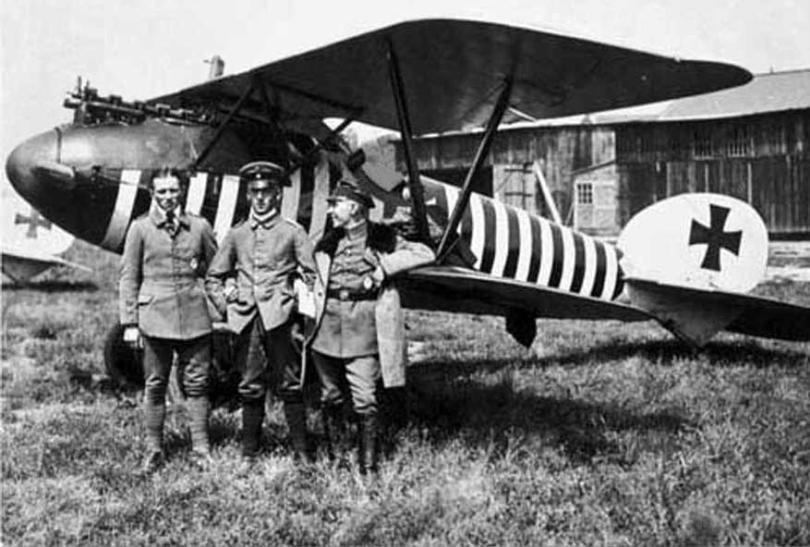 Boelcke's Jasta, 1917. Albatros D.Va aircraft. Pilots Bassange, Kempf and Vallendor.