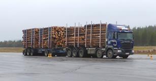 weight: 104 tons, Payload of timber: 78 tons, length 32m Transport: Ivalo-Rovaniemi- Road Network Reference timber vehicle combination: Truck+semitrailer +full trailer (76 tons)