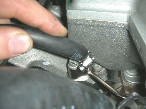 Note: Make sure your wrench is set to torque to in-lbs, not ft-lbs.