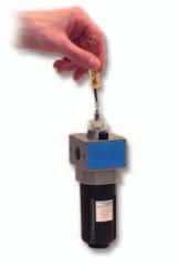 Installation Sizes 1/4-3/8-1/ Sizes 3/4-1 Regulator adjusting knob Piston Oil level viewer Bracket Regulator adjusting knob Spring Bracket Oil fills plug Screw Oil