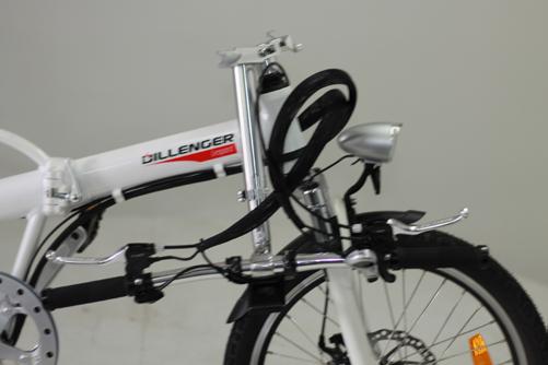 FOLDING HANDLEBARS Probably the most popular feature of a