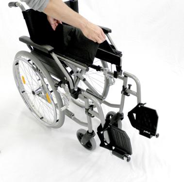 04 Side parts Side part fixation device Seat covering When unfolding your wheelchair make sure that your fingers stay on the seat