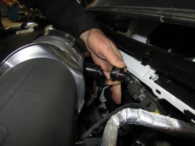 Borla Performance System Installation (Cont d) 6. Reinstall the plastic windshield cowl.(see Fig. 21) 7.