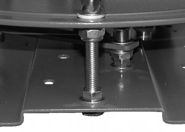 V. Angle Adjustment 1. The oscillating base comes factory set to oscillate at 45 degrees total angle.