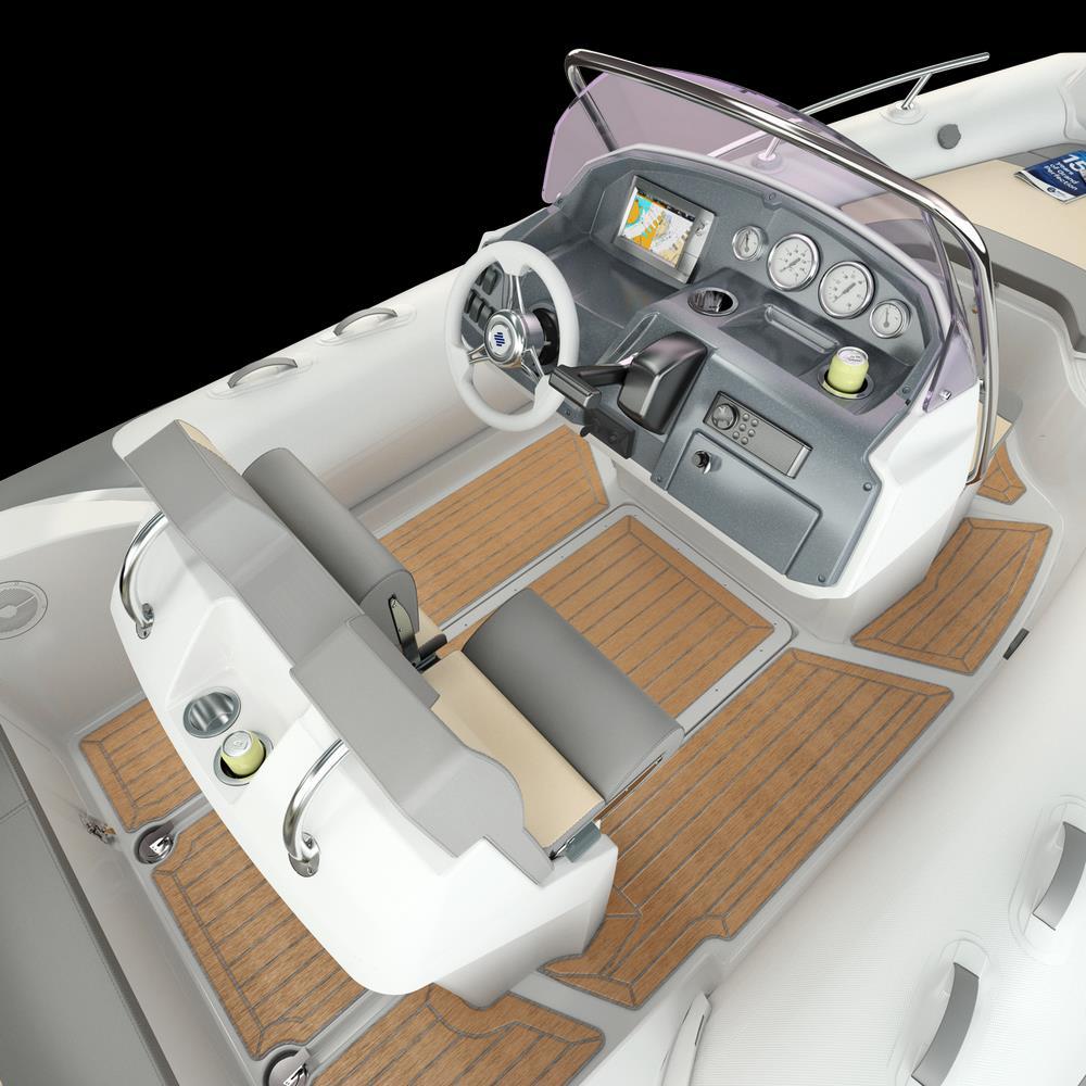 The Central Area The console has two options for steering, mechanical as standard, or hydraulic as an option.