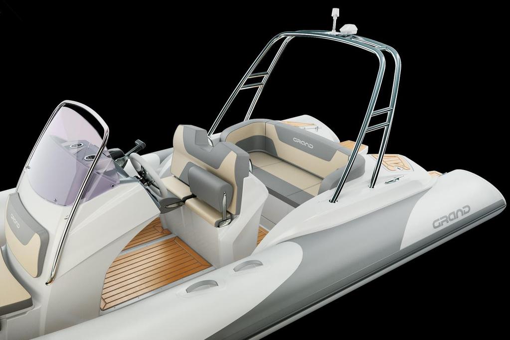 To the Rear In common with all GRAND boats the G580LF has sufficient capacity for storage and accessories to satisfy even the most