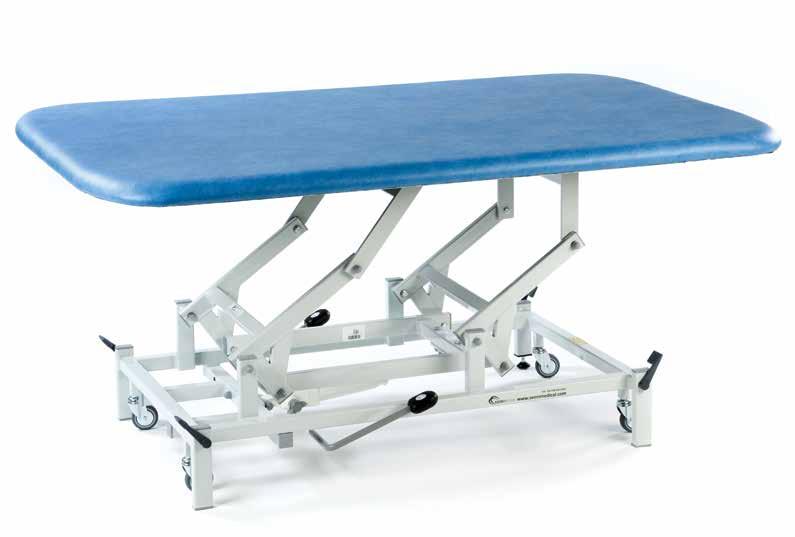 The single section top design provides a large and stable variable height support surface for a wide range of exercises and Bobath rehabilitation procedures.
