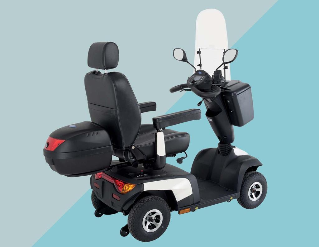 Comet PRO Scooter with windshield, front lock box, deluxe mirrors, phone holder
