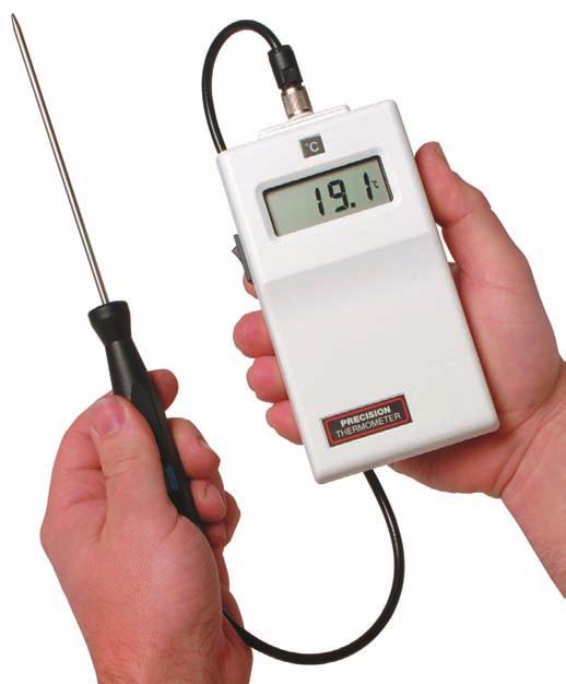 The Precision thermometer incorporates an easy to read, LCD with open circuit and low battery indication.